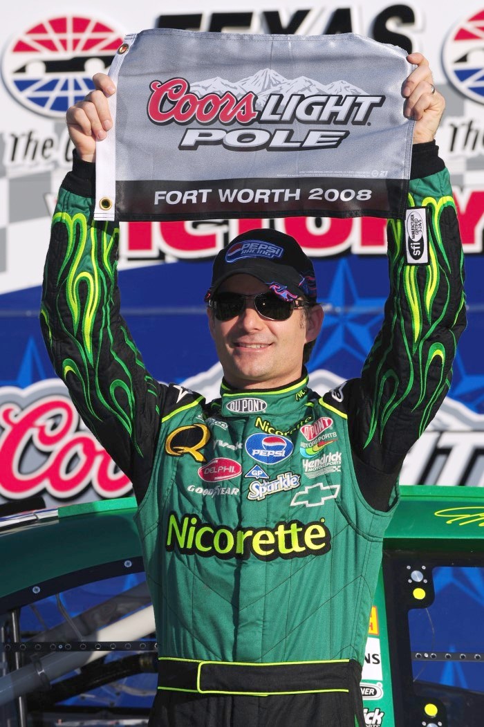 Jeff Gordon wins pole in Texas - AutoRacing1.com