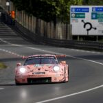 #92 Porsche continues to lead GTE-Pro