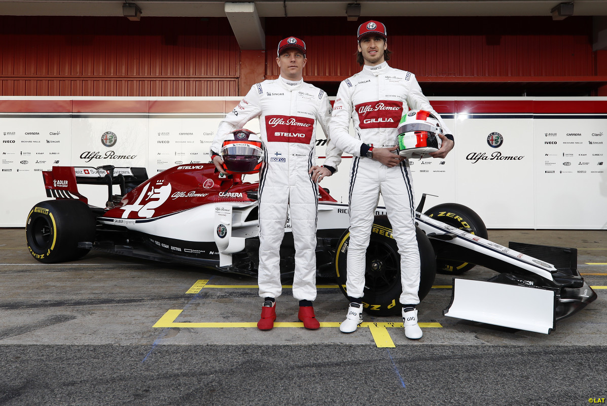 Raikkonen and Giovanni with the new Alfa this morning