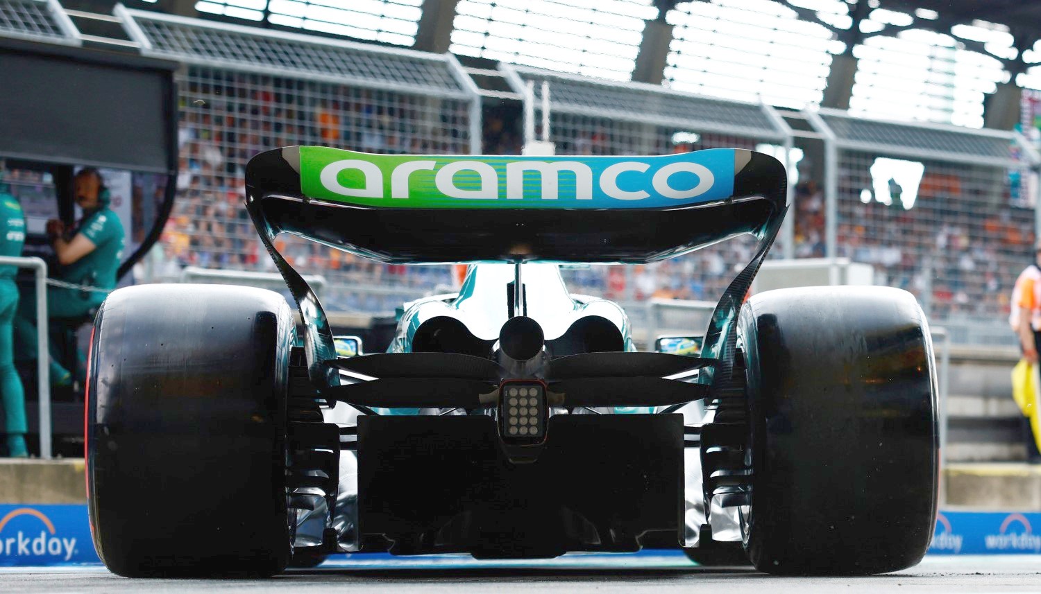 Aston Martin Aramco rear wing