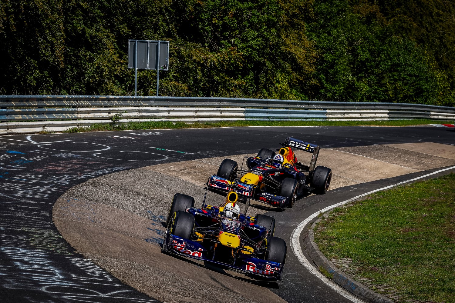 Sebastian Vettel in a Red Bull RB 7, David Coulthard in a Red Bull RB 8 seen during the Red Bull Formula Nuerburgring at the Nuerburgring in Germany on September 8, 2023. // Gruppe C GmbH / Red Bull Content Pool