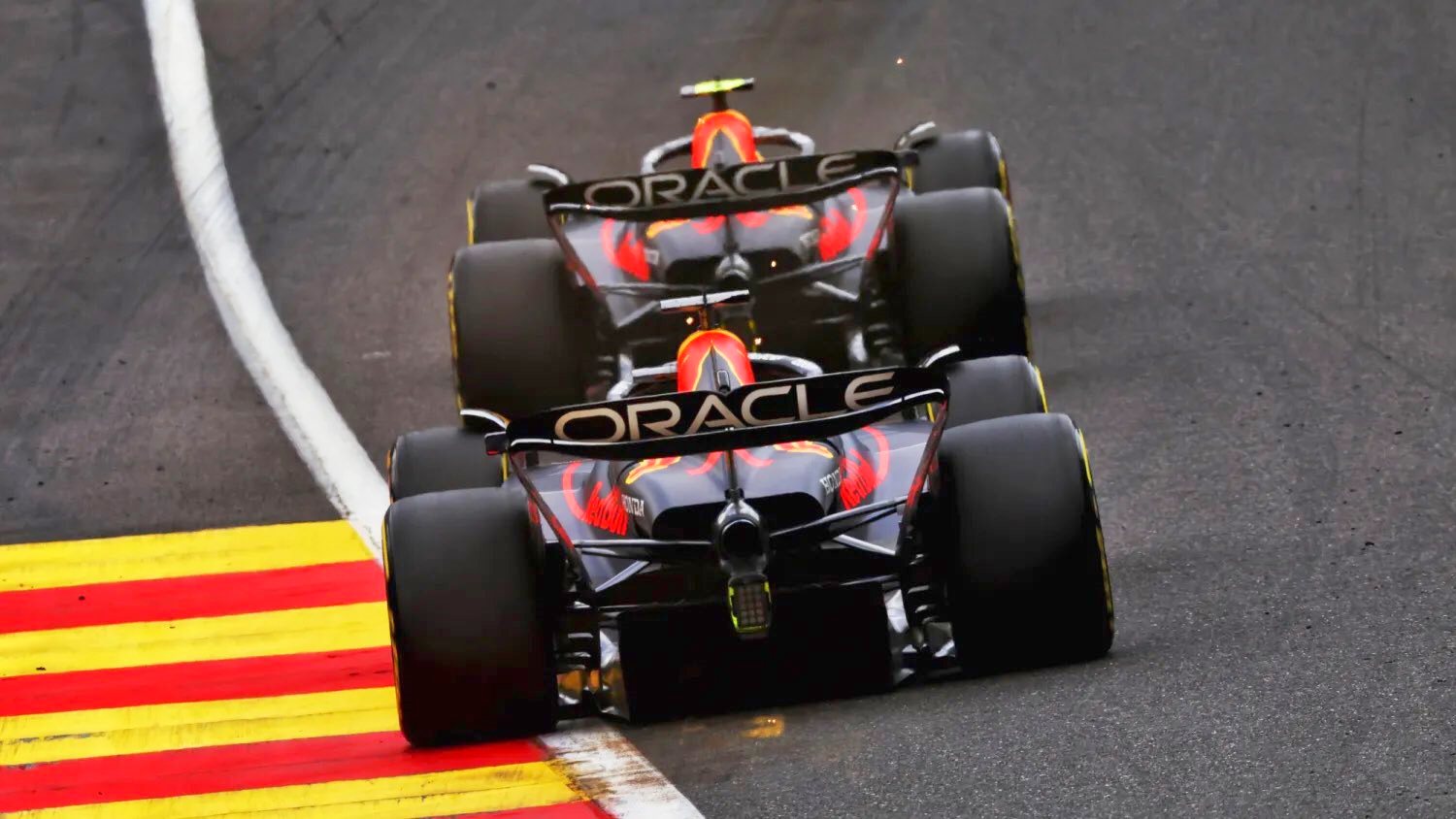 Verstappen hunts down Perez at Spa