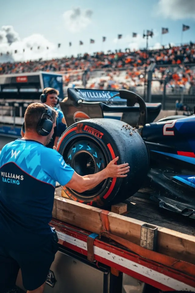 Sargeant's car returns to the pits on a flatbed truck