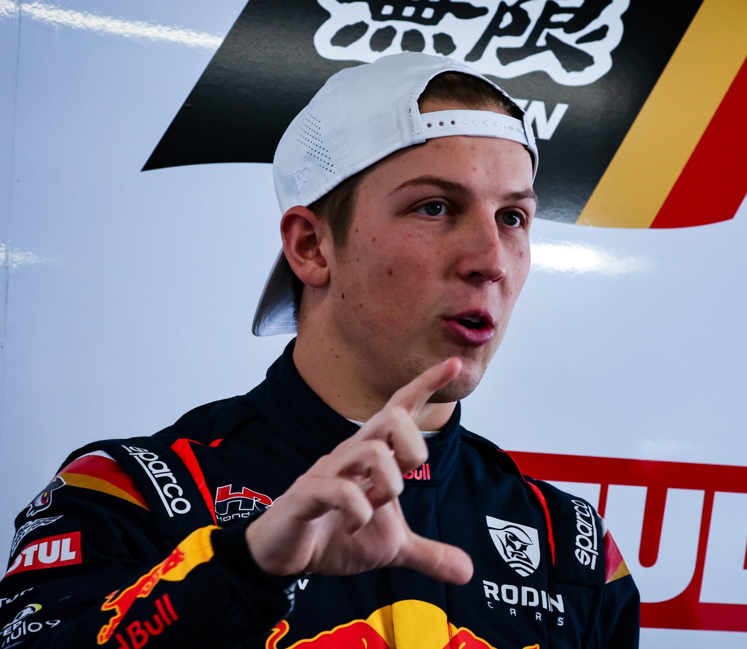 Liam Lawson #15 Team Mugen, during round three of the Japanese Super Formula Championship at Suzuka, on April 21-23, 2023. // Dutch Photo Agency / Red Bull Content Pool // SI202304230304 // Usage for editorial use only //