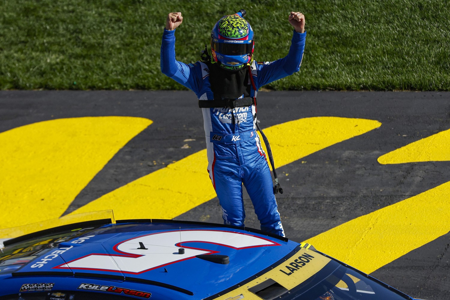 Kyle Larson, driver of the #5 HendrickCars.com Chevrolet, celebrates after winning the NASCAR Cup Series South Point 400 at Las Vegas Motor Speedway on October 15, 2023 in Las Vegas, Nevada. (Photo by Sean Gardner/Getty Images)