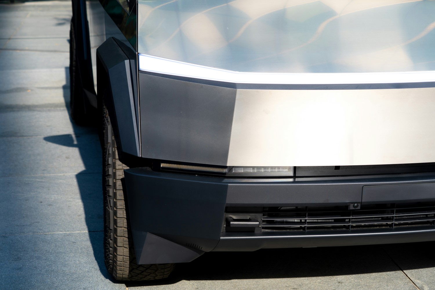 Tesla Truck front Bumper - Photo by Mylo Kaye on Unsplash