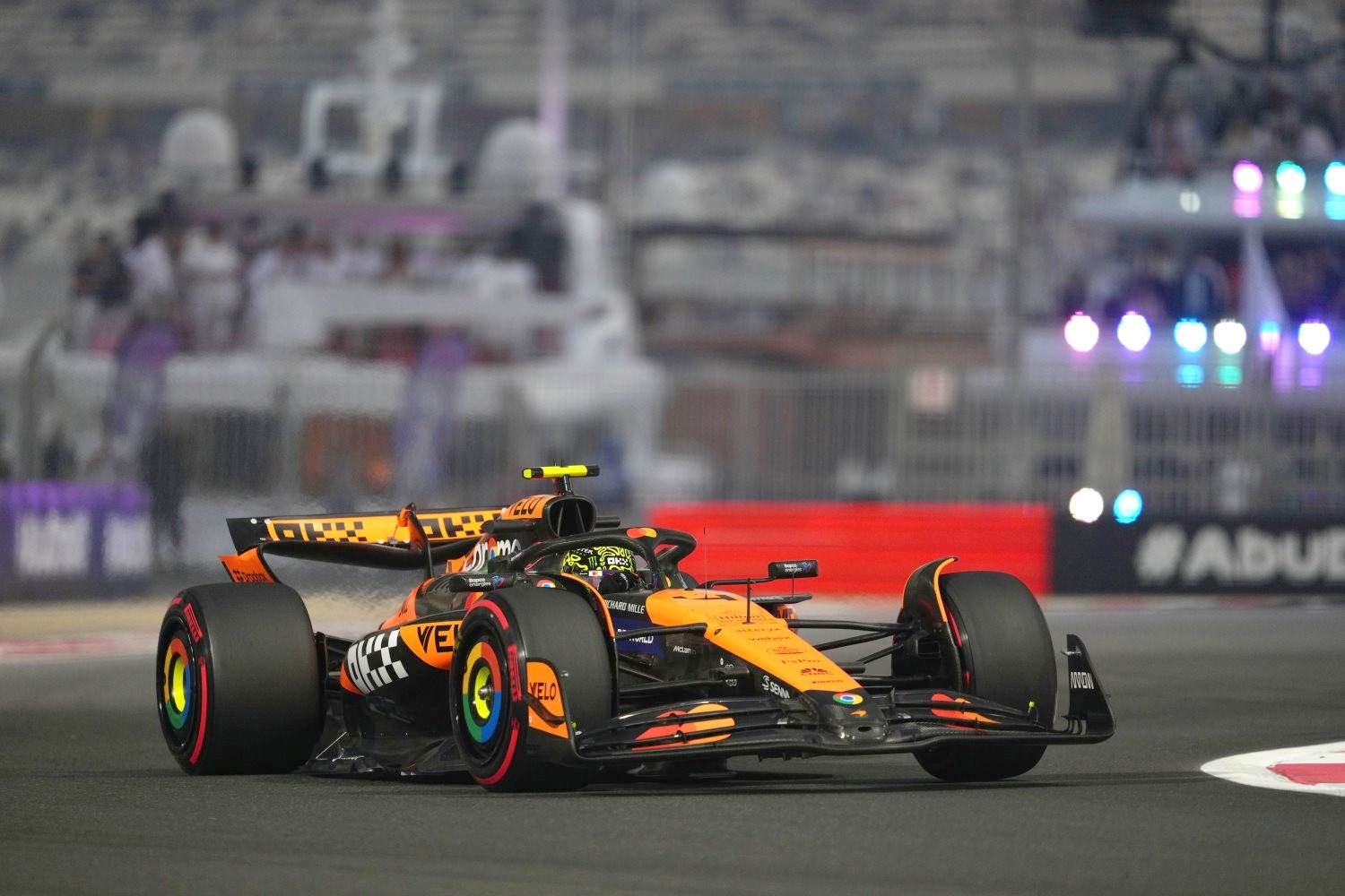 Lando Norris, McLaren MCL38 during the Abu Dhabi GP at Yas Marina Circuit on Friday December 06, 2024 in Abu Dhabi, United Arab Emirates. (Photo by LAT Images)