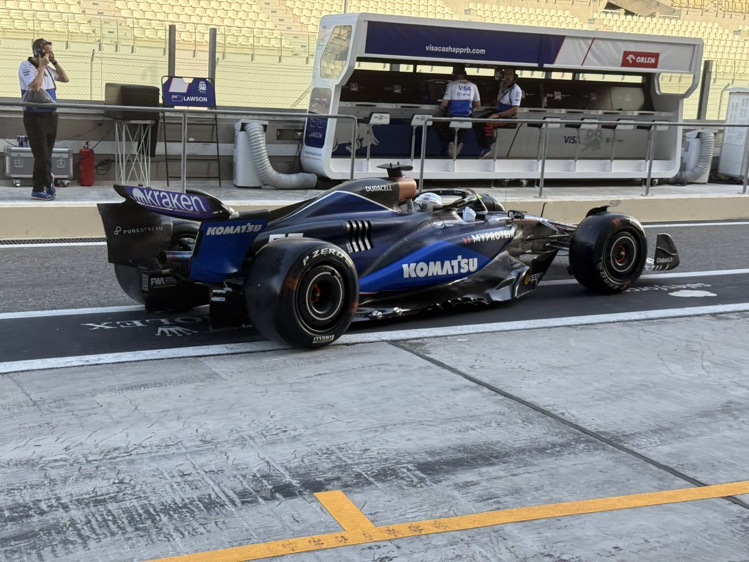 Carlos Sainz Jr testing for the Williams team at the 2024 Abu Dhabi F1 test