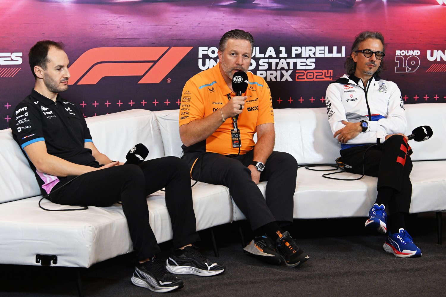 Oliver Oakes, Team Principal of Alpine F1, McLaren Chief Executive Officer Zak Brown and Laurent Mekies, Team Principal of Visa Cash App RB attend the Team Principals Press Conference after practice ahead of the F1 Grand Prix of United States at Circuit of The Americas on October 18, 2024 in Austin, Texas. (Photo by Mark Sutton/Getty Images) // Getty Images / Red Bull Content Pool