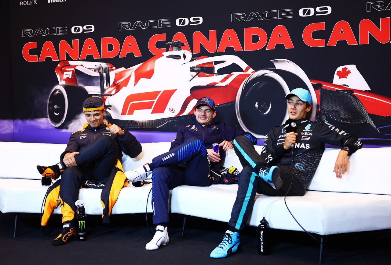 Race winner Max Verstappen of the Netherlands and Oracle Red Bull Racing, Second placed Lando Norris of Great Britain and McLaren and Third placed George Russell of Great Britain and Mercedes attend the press conference after the F1 Grand Prix of Canada at Circuit Gilles Villeneuve on June 09, 2024 in Montreal, Quebec. (Photo by Clive Rose/Getty Images) // Getty Images / Red Bull Content Pool