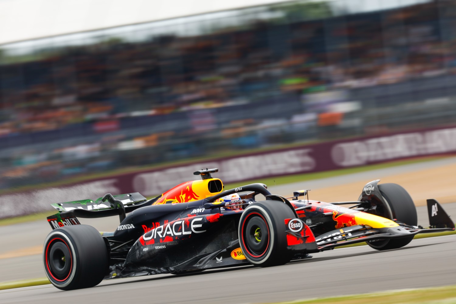 Max Verstappen, Red Bull Racing RB20 during the British GP at Silverstone Circuit on Friday July 05, 2024 in Northamptonshire, United Kingdom. (Photo by Glenn Dunbar / LAT Images)