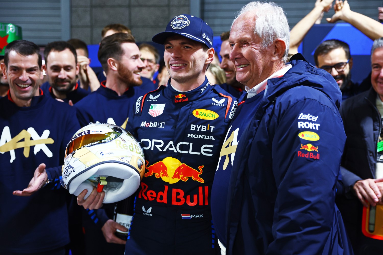 2024 F1 World Drivers Champion Max Verstappen of the Netherlands and Oracle Red Bull Racing celebrates with Oracle Red Bull Racing Team Consultant Dr Helmut Marko in the Paddock after the F1 Grand Prix of Las Vegas at Las Vegas Strip Circuit on November 23, 2024 in Las Vegas, Nevada. (Photo by Mark Thompson/Getty Images) // Getty Images / Red Bull Content Pool