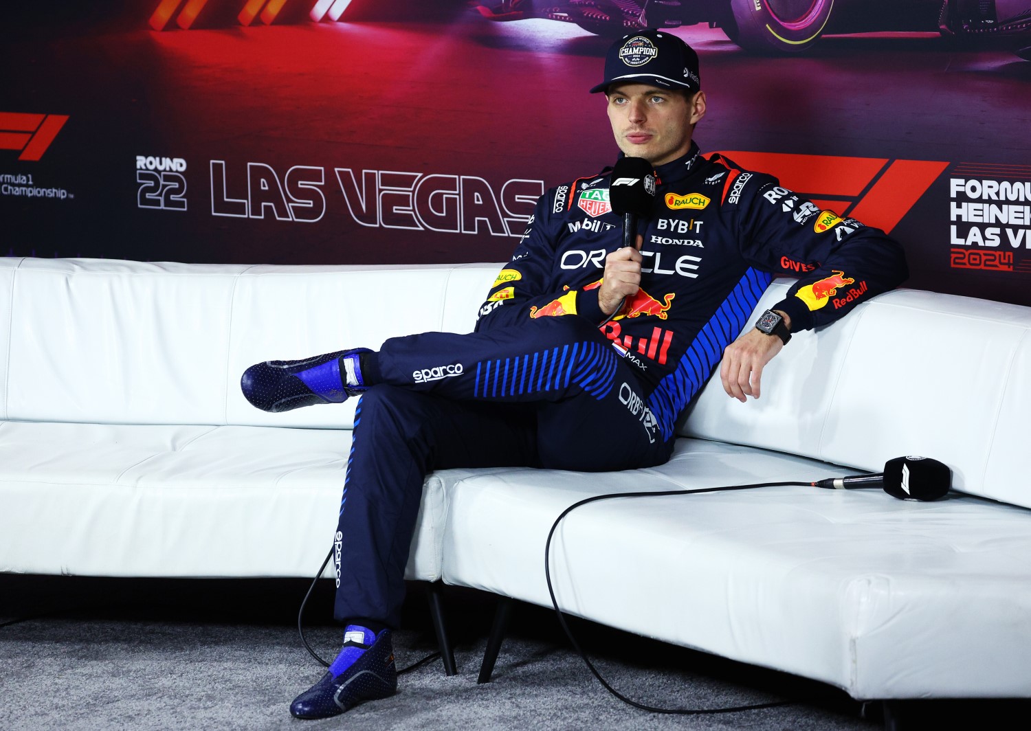 2024 F1 World Drivers Champion Max Verstappen of the Netherlands and Oracle Red Bull Racing attends a press conference after the F1 Grand Prix of Las Vegas at Las Vegas Strip Circuit on November 23, 2024 in Las Vegas, Nevada. (Photo by Clive Rose/Getty Images) // Getty Images / Red Bull Content Pool 