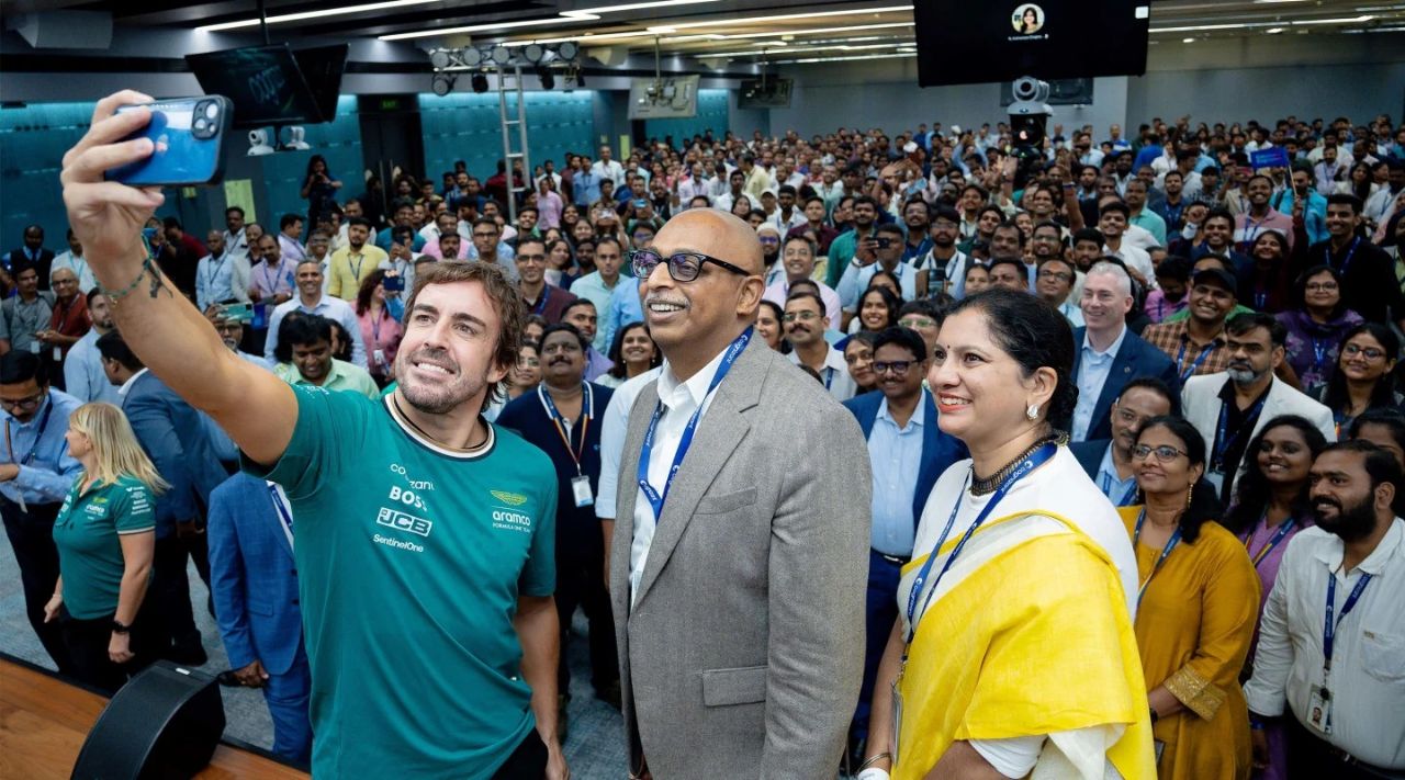 Fernando Alonso India visit