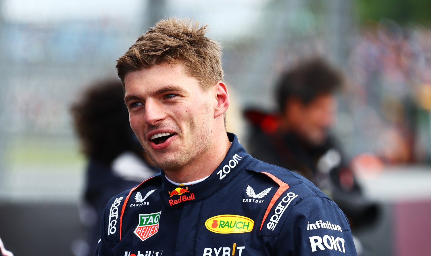 4th placed qualifier Max Verstappen of the Netherlands and Oracle Red Bull Racing looks on in parc ferme during qualifying ahead of the F1 Grand Prix of Great Britain at Silverstone Circuit on July 06, 2024 in Northampton, England. (Photo by Mark Thompson/Getty Images) // Getty Images / Red Bull Content Pool