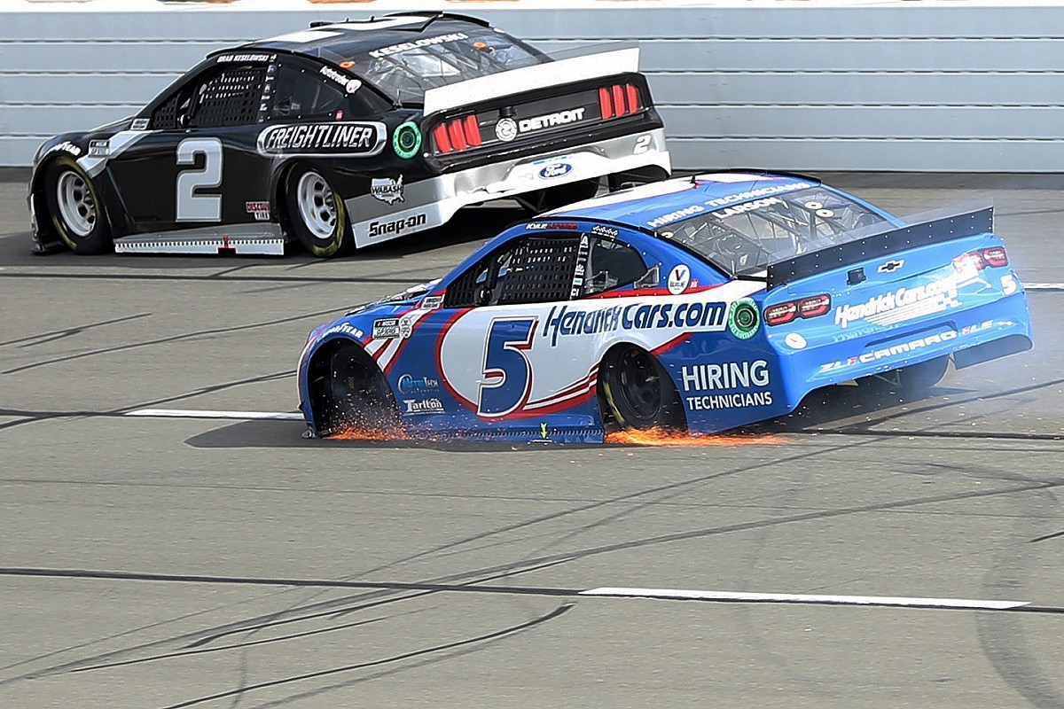 nascar flat tire