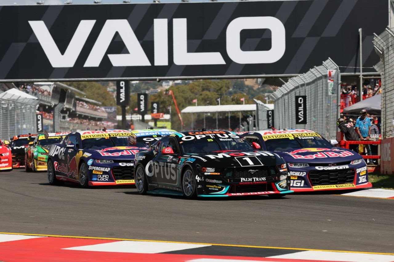 Adelaide Race 2 Start