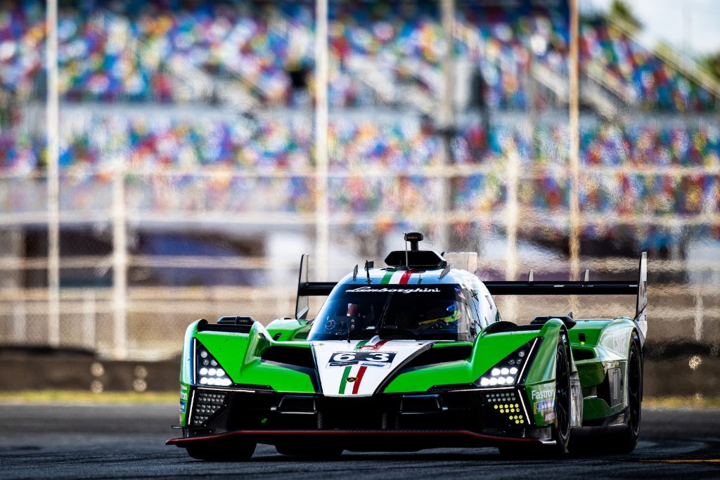 Daytona Test #63: Lamborghini Iron Lynx, Lamborghini SC63, GTP: Andrea Caldarelli, Romain Grosjean