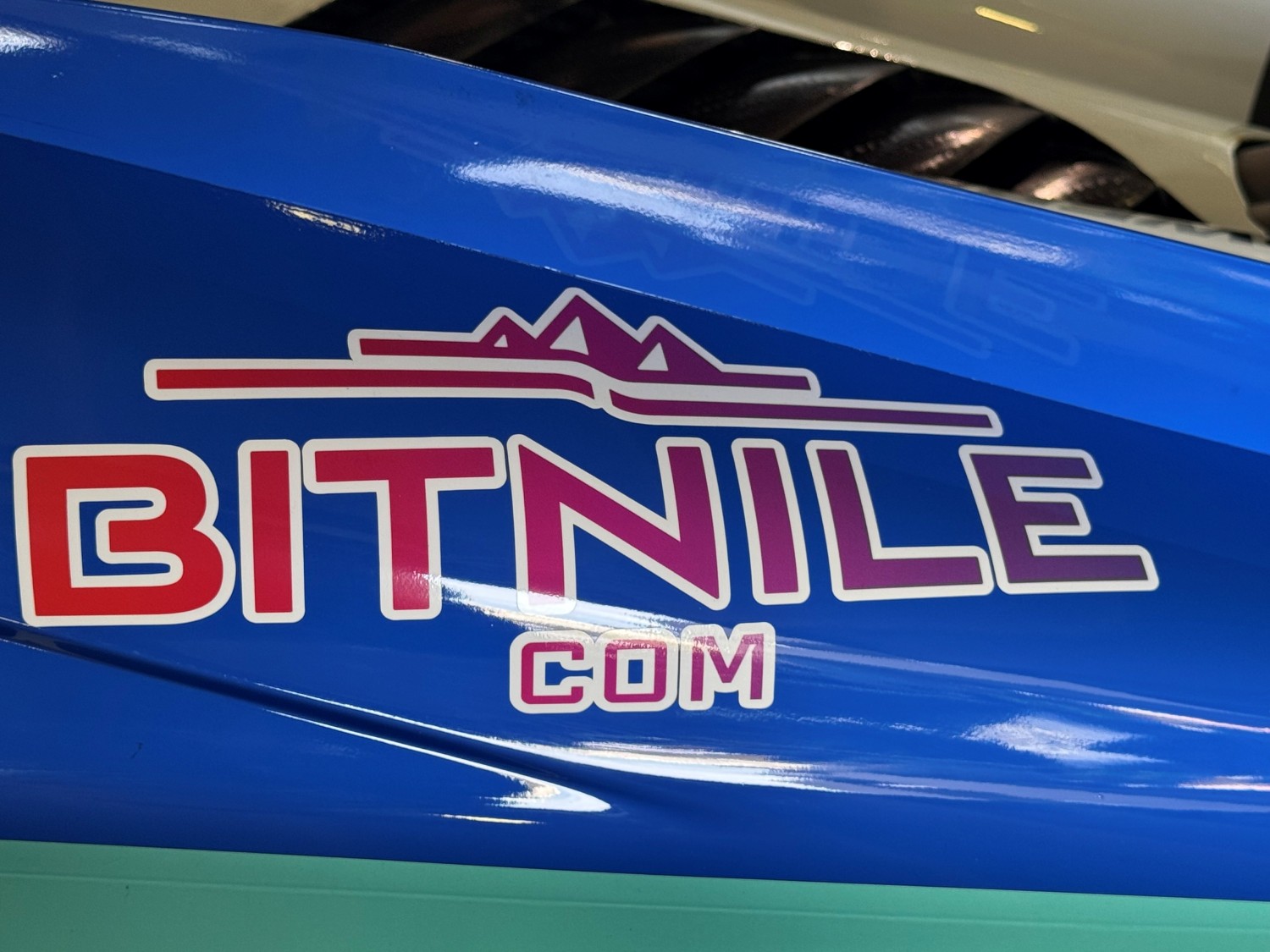 Dale Coyne Racing signs deal with Bitnile.com