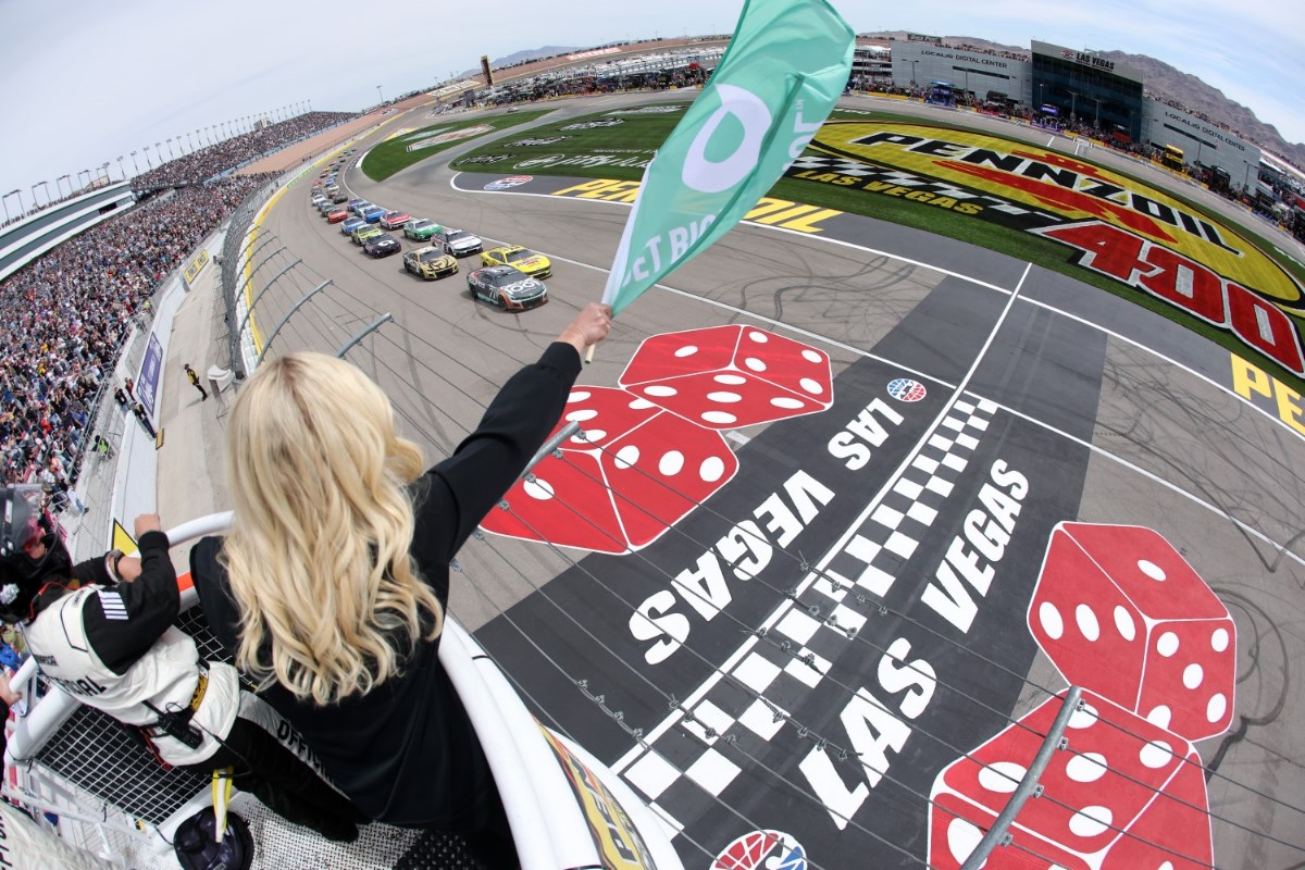 Michael McDowell, driver of the #71 Group 1001 Chevrolet, and Joey Logano, driver of the #22 Pennzoil Ultra Premium Ford, lead the field to the green flag to start the NASCAR Cup Series Pennzoil 400 at Las Vegas Motor Speedway on March 16, 2025 in Las Vegas, Nevada. (Photo by Chris Graythen/Getty Images for NASCAR)