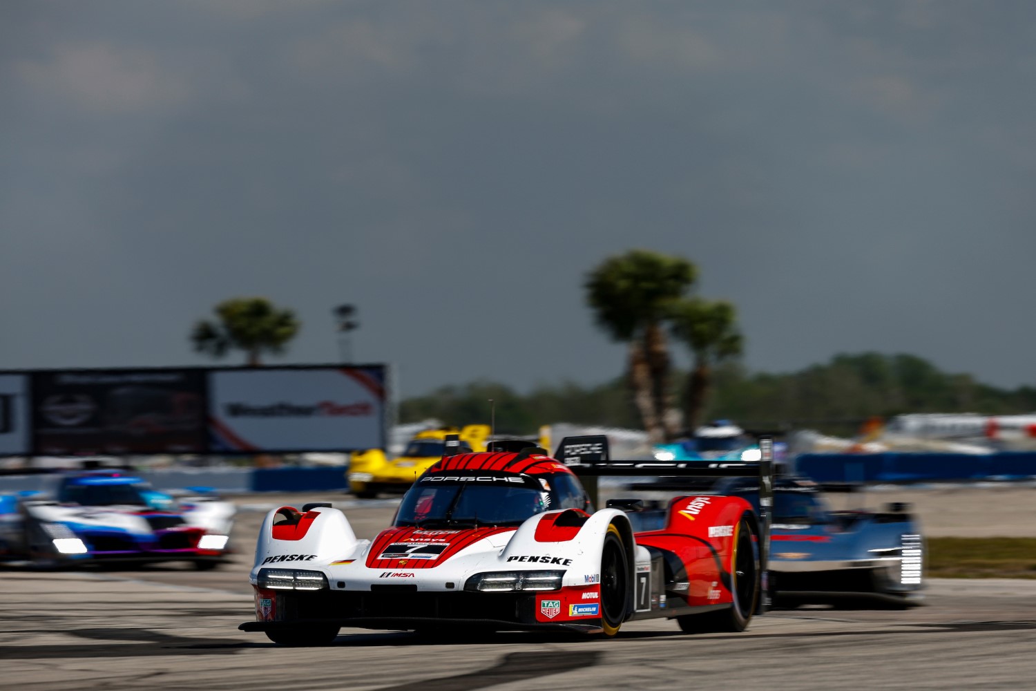 #7: Porsche Penske Motorsports, Porsche 963, GTP: Felipe Nasr, Nick Tandy, Laurens Vanthoor