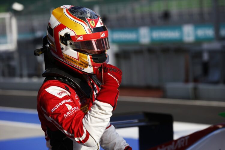 Leclerc flies to fourth pole in Sepang