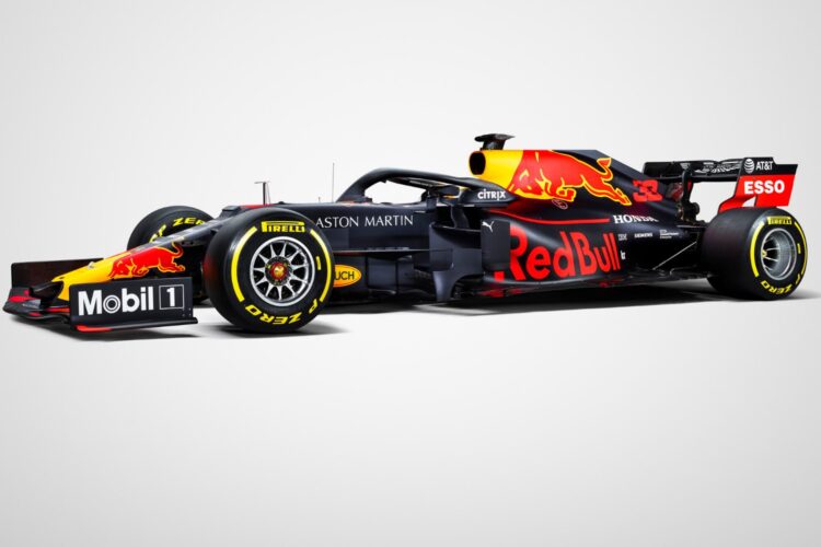 Haas, Alfa Romeo and Red Bull Reveal actual cars