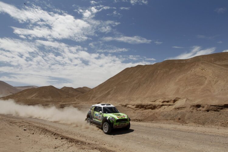 Dakar Day 7: Peterhansel wins another stage, pads lead in Dakar