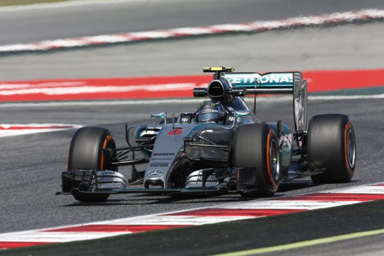 Rosberg tops first morning of in-season testing at Barcelona