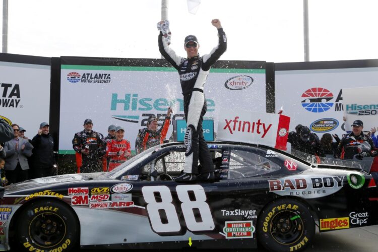 Kevin Harvick Dominates in Atlanta Xfinity race