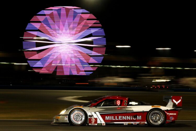 Rolex 24 Hour 17: Corvettes still 1-2-3