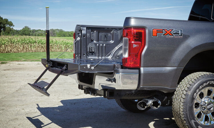 Ford recalls pickup trucks for tailgates flying open