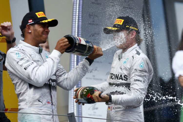 Rosberg defeats Hamilton again