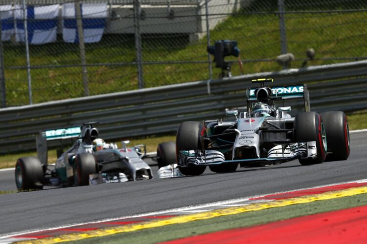 Mercedes pays record fee to enter 2015 season