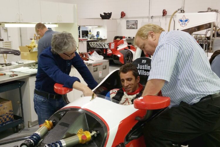 Justin Wilson and Dale Coyne Prepare for 2.01/4 (Update)