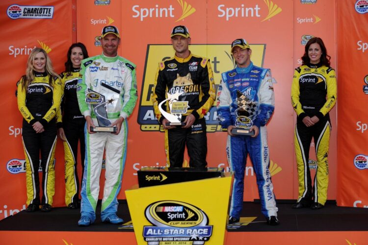 Clint Bowyer Wins Sprint Showdown