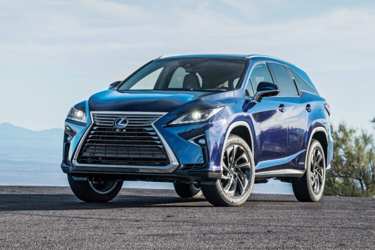 We drive the 2019 Lexus RX 450h L