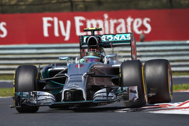 Rosberg beats Vettel for pole in Hungary