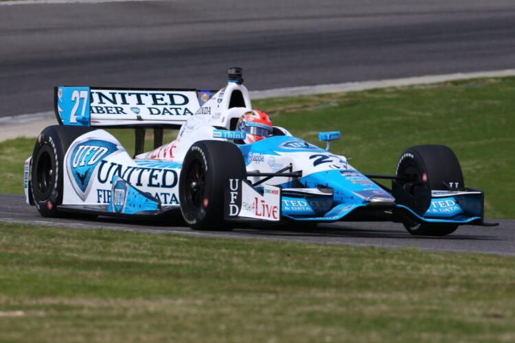 Hinchcliffe fastest in 3rd IndyCar practice at Barber