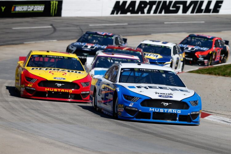 Keselowski dominates to win Martinsville