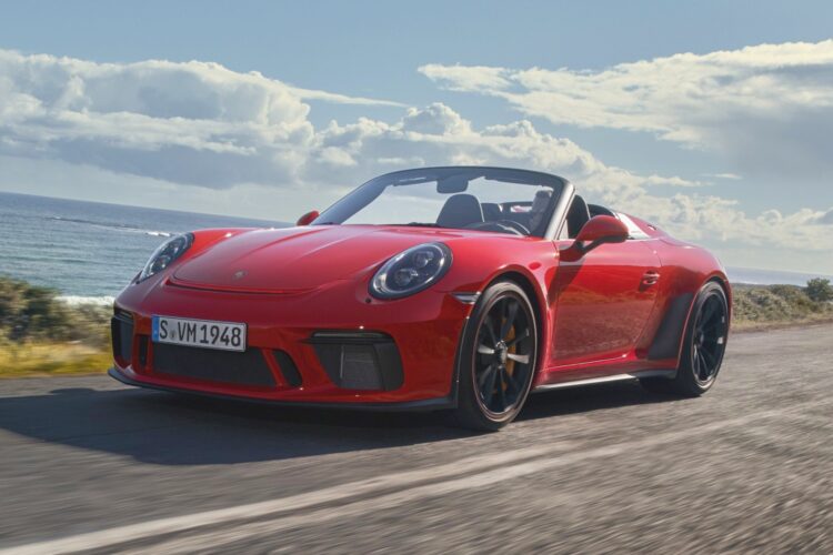 Porsche 911 Speedster Debuts at NY Auto Show