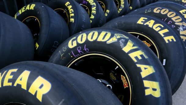 NASCAR switching to 18-inch wheels