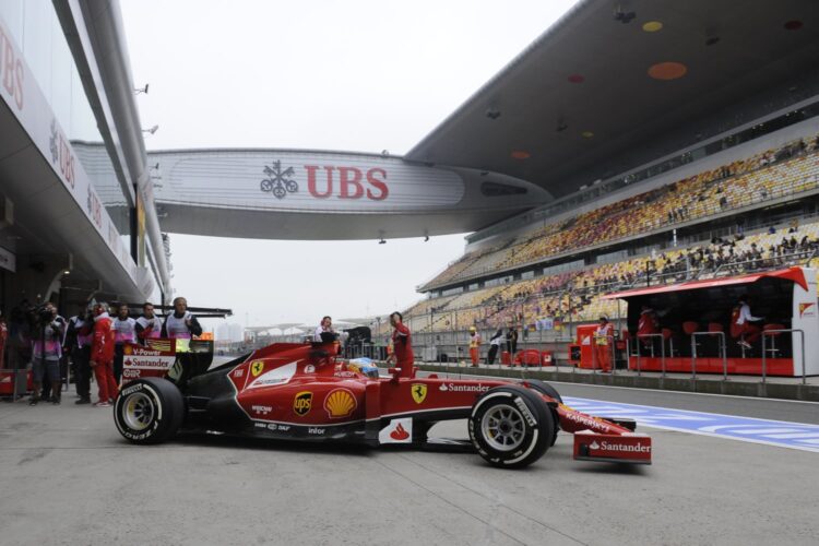 Chinese GP: Alonso and Ferrari lead first Friday practice