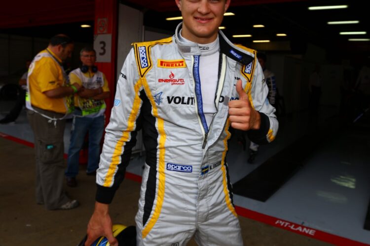 Marcus Ericsson dashes to maiden GP2 pole