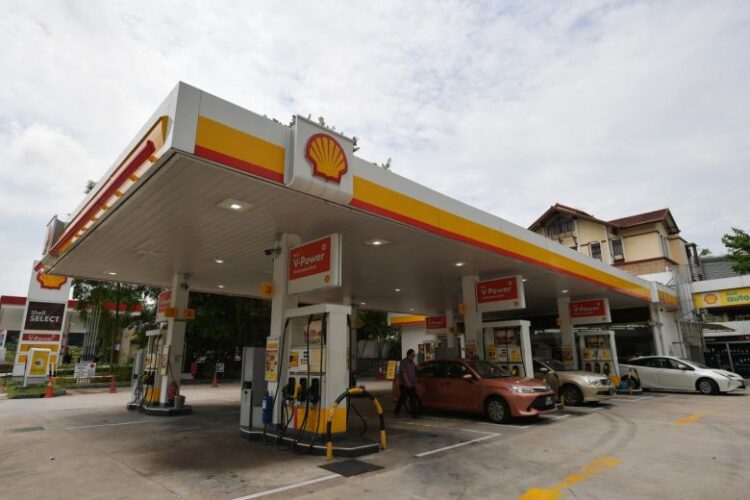 Shell rolls out electric vehicle charging points at fuel stations