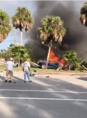 Tesla Driver Killed After colliding with a Tree