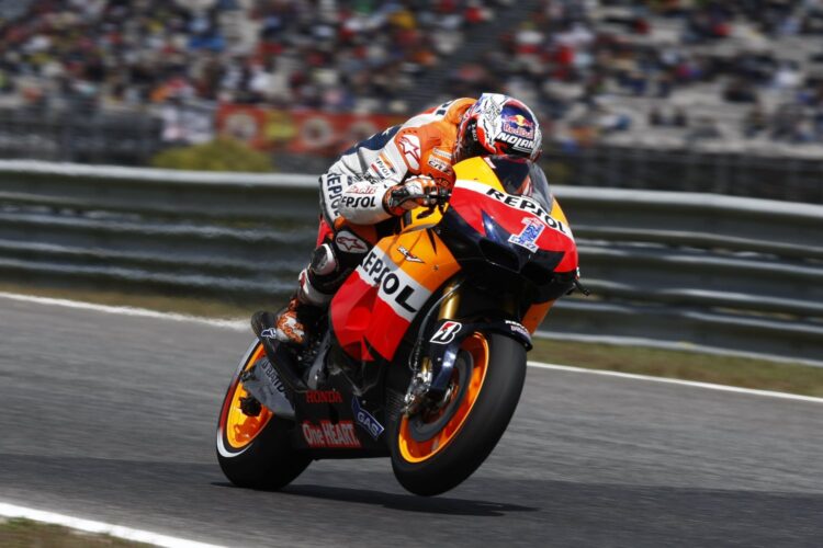 Stoner and Pedrosa will start 1-2 in Estoril