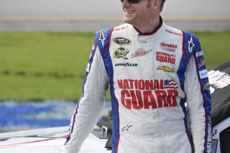 Earnhardt Jr. wins pole in Kentucky