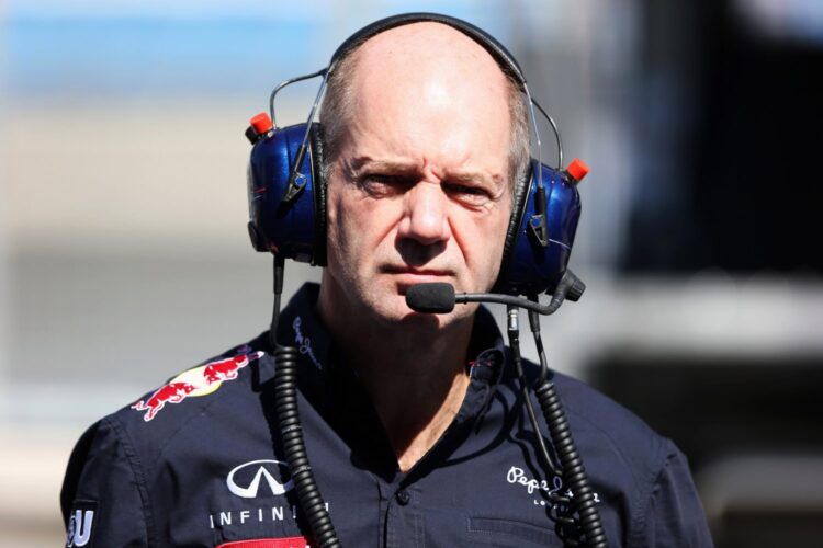 Newey ‘shook hands’ on 2015 Ferrari switch