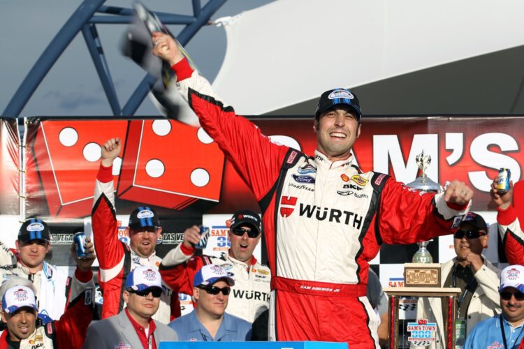 Sam Hornish Jr. runs away with Vegas Nationwide race